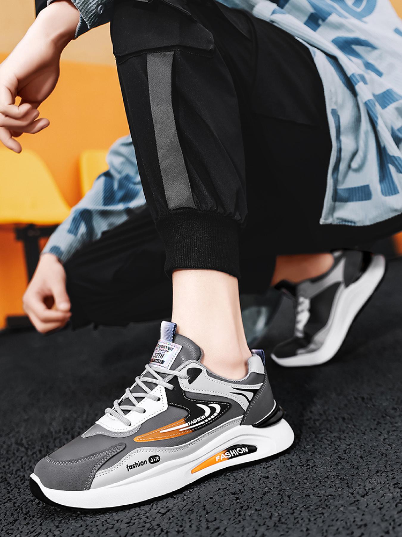 Urban Pulse Tech Sneaker Ryvens