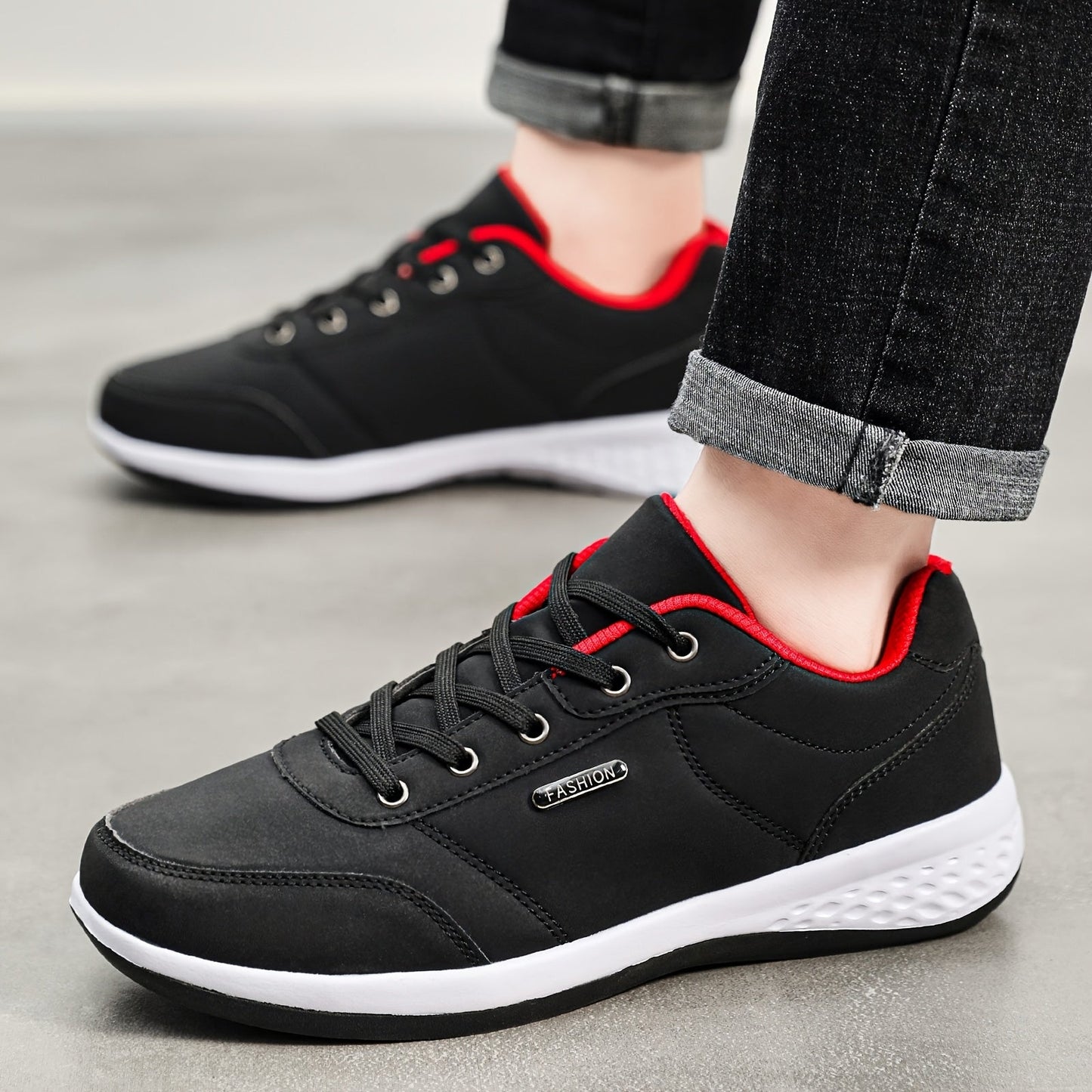 Contrast Panel Athletic Sneaker Ryvens