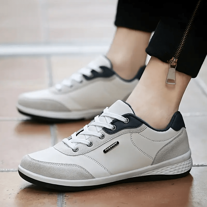 Contrast Panel Athletic Sneaker Ryvens