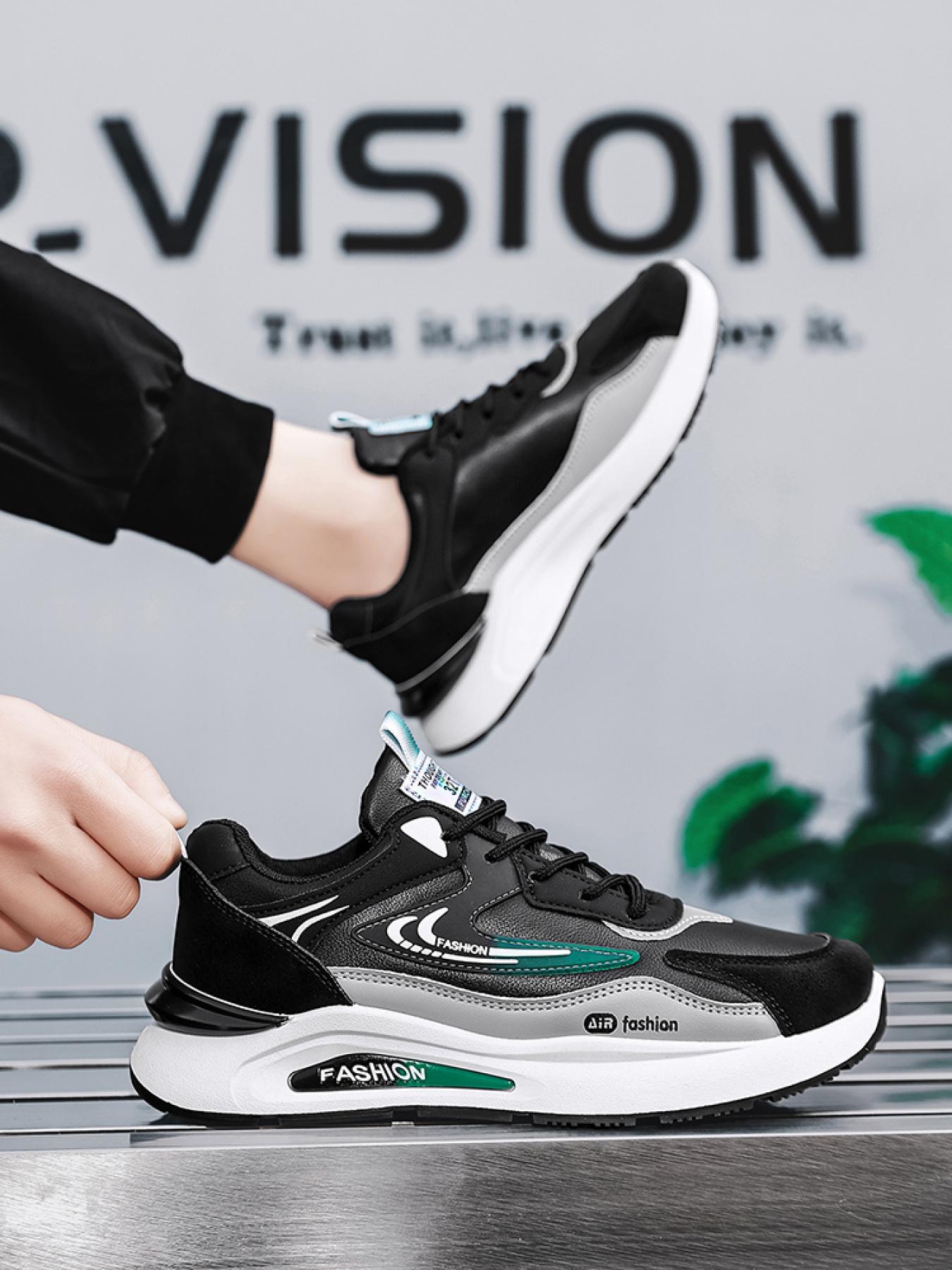 Urban Pulse Tech Sneaker Ryvens
