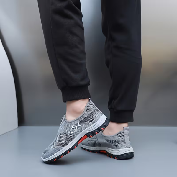 Apex Mesh Slip-On Sport Trainer Ryvens