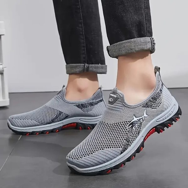 Apex Mesh Slip-On Sport Trainer Ryvens