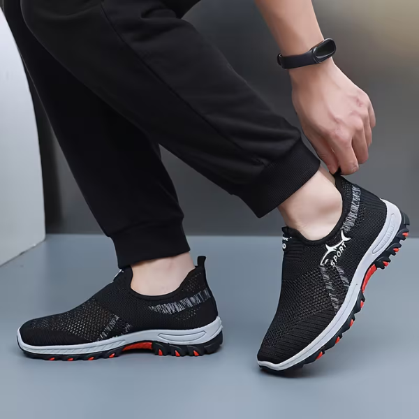 Apex Mesh Slip-On Sport Trainer Ryvens