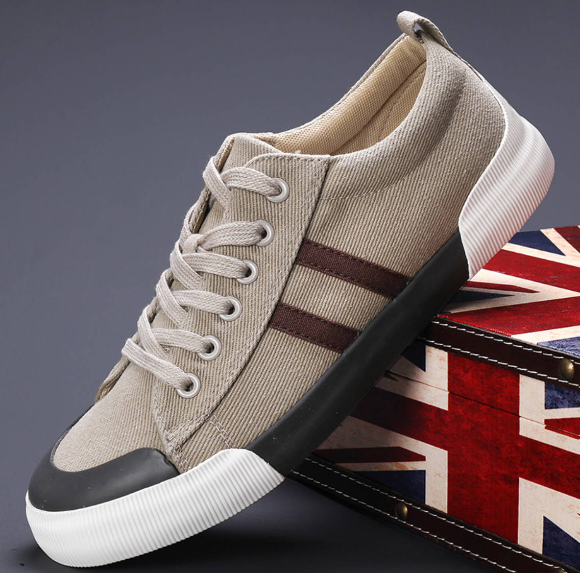 The Lexington Canvas Trainer