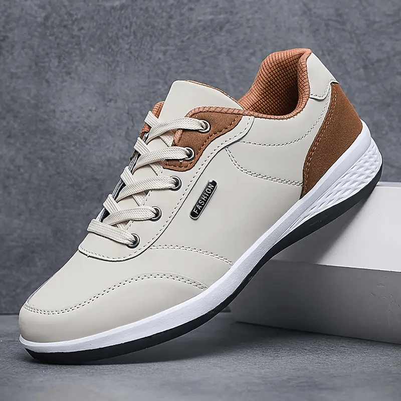Contrast Panel Athletic Sneaker Ryvens