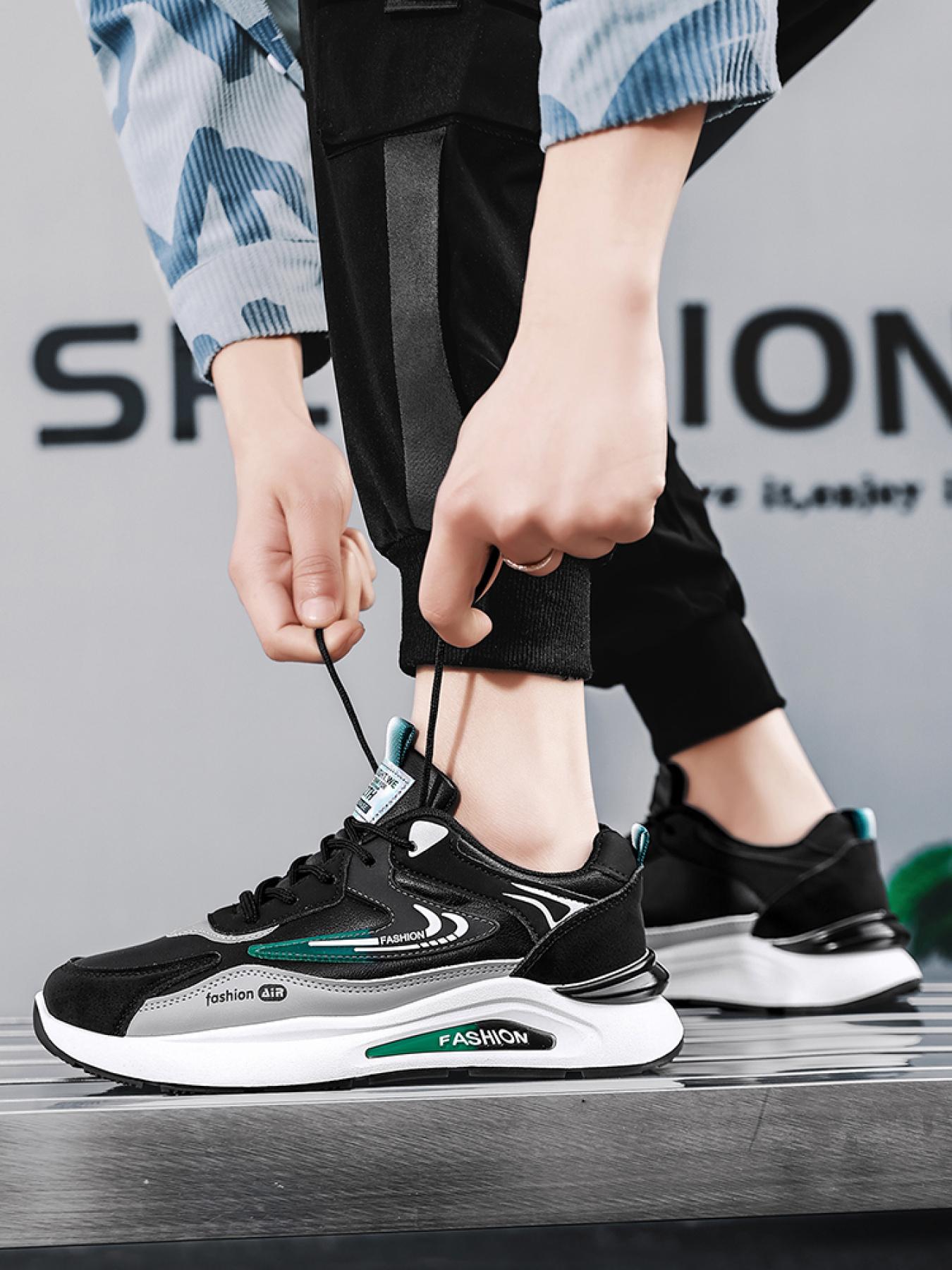 Urban Pulse Tech Sneaker Ryvens
