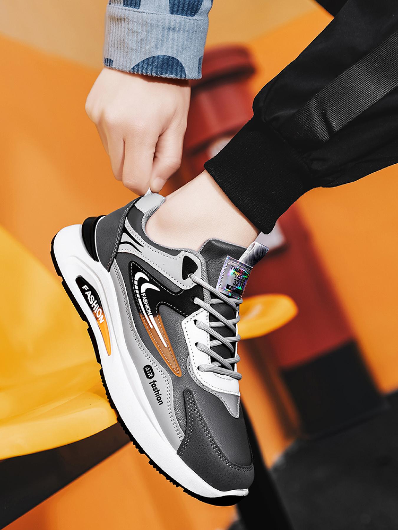 Urban Pulse Tech Sneaker Ryvens